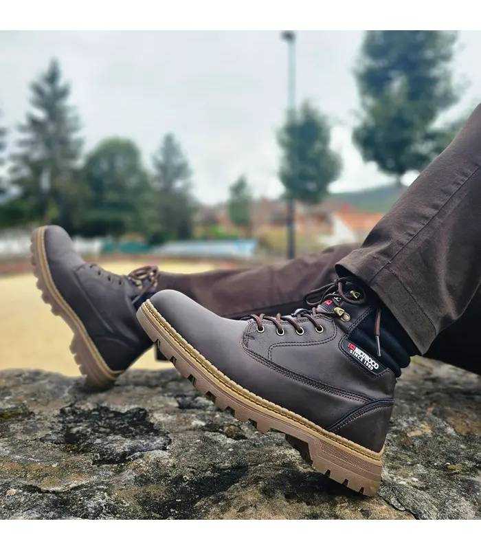 Botas hombre invierno marrones Nicoboco puestas