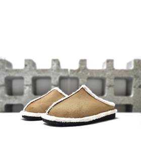 Zapatillas mujer camel invierno Pelusin vista frontal