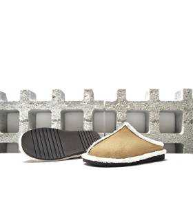 Zapatillas Pelusin camel suela microporosa flexible