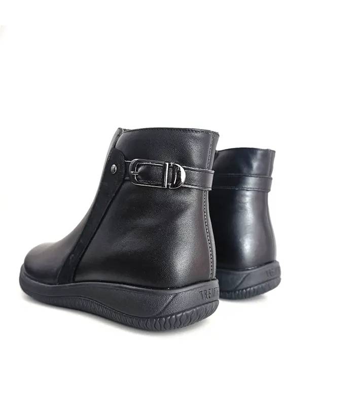 Botines Treintas piel negra mujer vista trasera