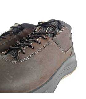 Detalle piel engrasada botas Grisport hombre