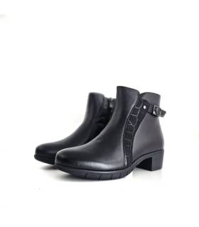 Botines Treintas mujer piel negra vista frontal