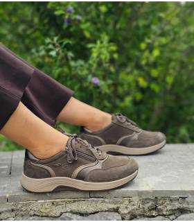Zapatos mujer horma ancha G Comfort impermeables verdes puestos