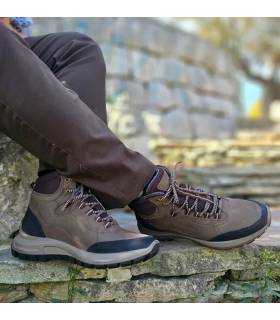 Botas hombre casual Luisetti en piel marrón puestas