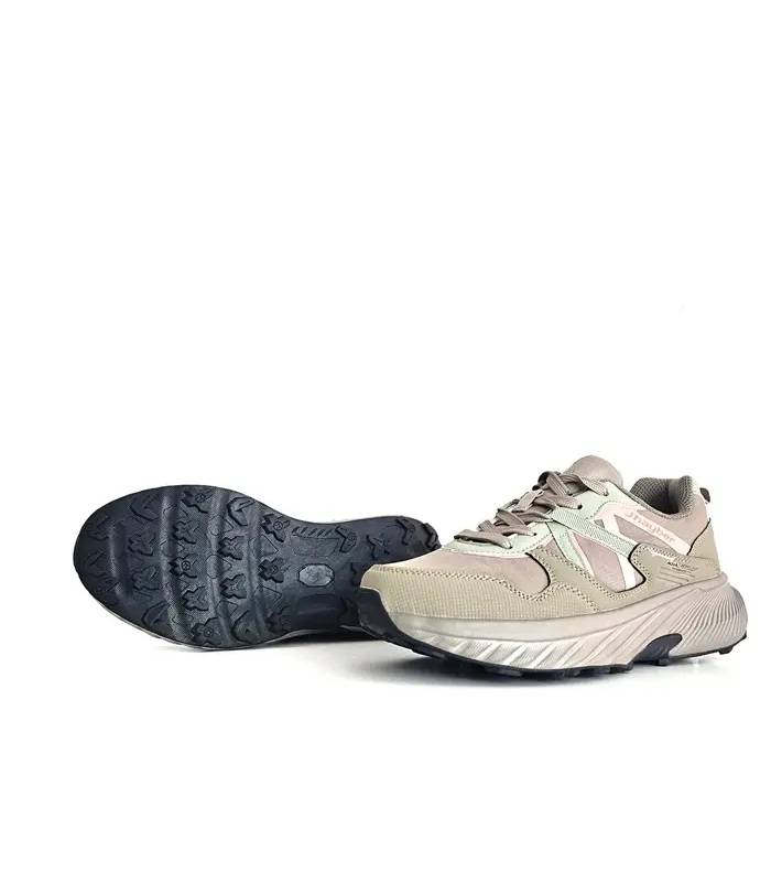 zapatillas montaña mujer Tesia camel suela dentada