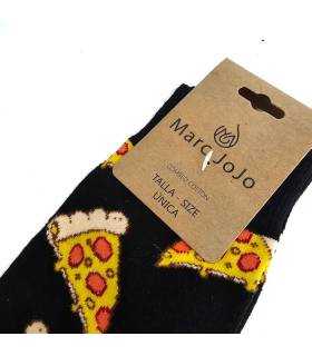 Detalle calcetines Marc JoJo negros con pizzas