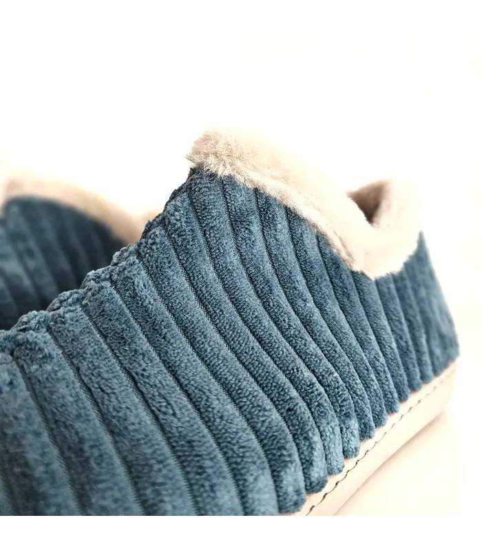 detalle tejido pana azul zapatillas casa mujer Gema García