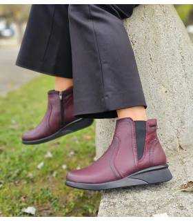 Botines Vicmart mujer cómodos de piel burdeos puestos
