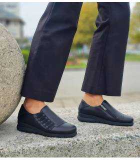 Zapatos Valerias mujer cuña puestos
