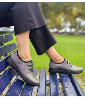 Zapatos FlyFlot mujer grises puestos