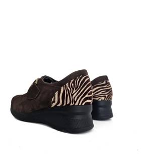 Zapatos mujer horma ancha Comfort Class 8104 marrón vista trasera