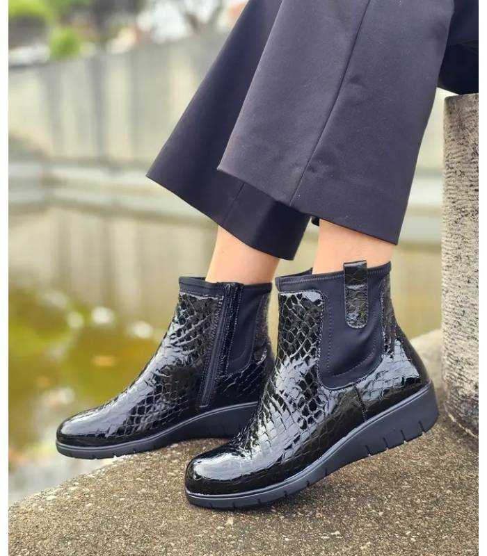 Botines Doctor Cutillas mujer 60348 negro charol grabado puestos