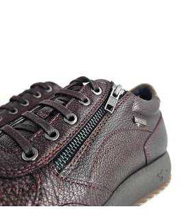 Detalle piel y cremallera zapatillas Kangaroos mujer burdeos