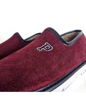Detalle bordado Pelusín zapatillas hombre granate