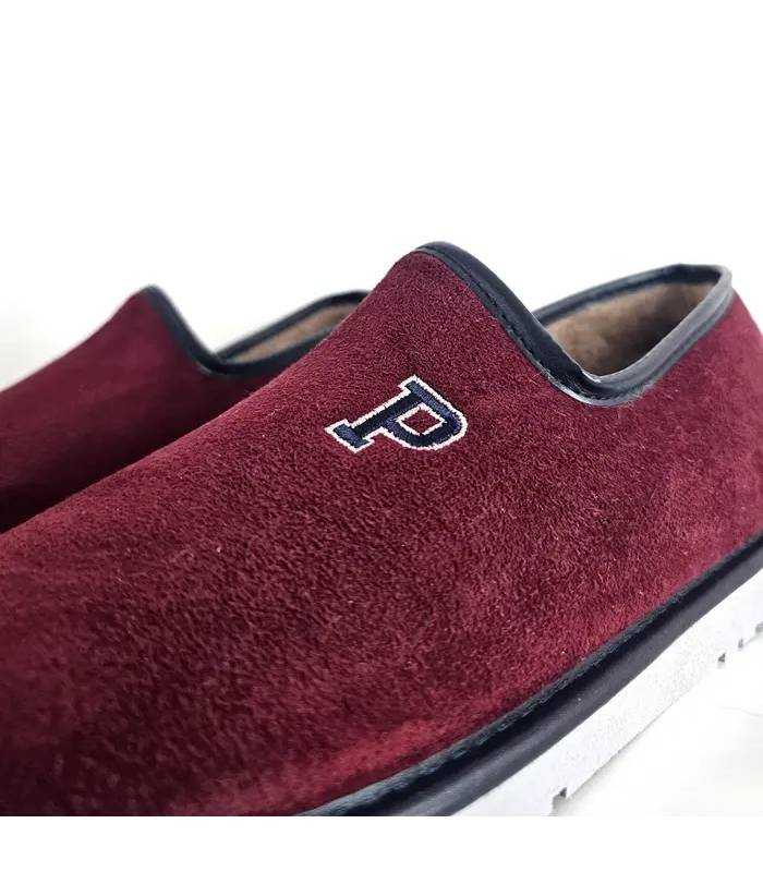 Detalle bordado Pelusín zapatillas hombre granate