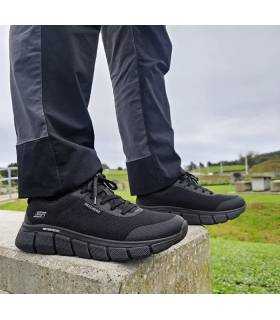 Skechers hombre waterproof negras BOBS B Flex Rainy Edge puestas