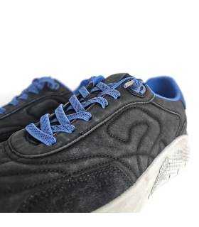 Detalle piel y cordones Sunni Sabbi hombre negro