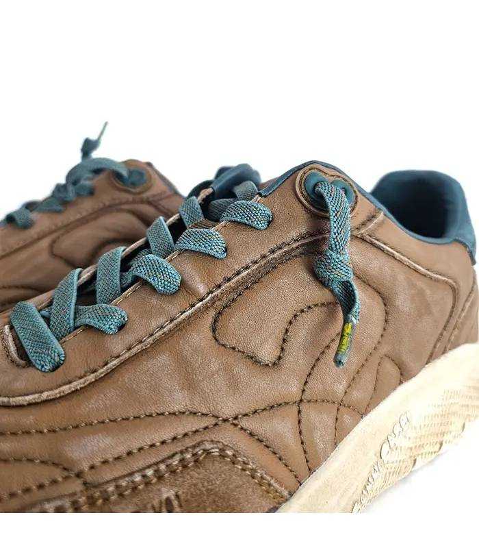 Detalle cordones elásticos Sunni Sabbi hombre camel