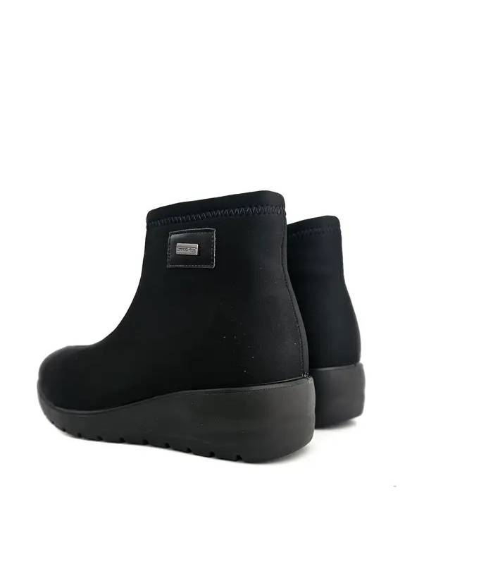 Botines Doctor Cutillas mujer negros vista trasera
