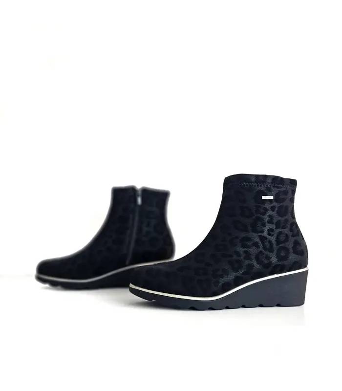 Botín impermeable DChicas de mujer negro con cuña vista lateral