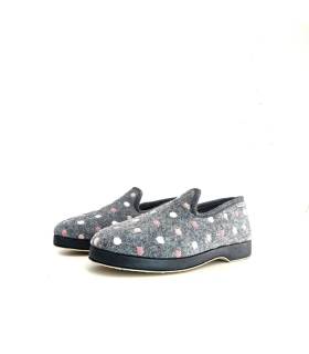 Zapatillas de casa cerradas mujer gris antracita con lunares bordados