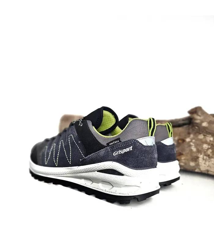 Detalle trasero de zapatillas Grisport Gritex grises con verde lima
