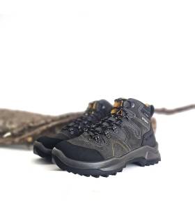 Botas de senderismo Grisport hombre negras vista frontal con cordones