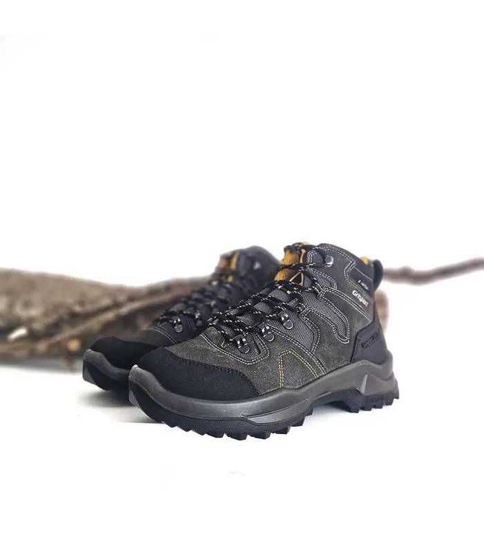 Botas de senderismo Grisport hombre negras vista frontal con cordones