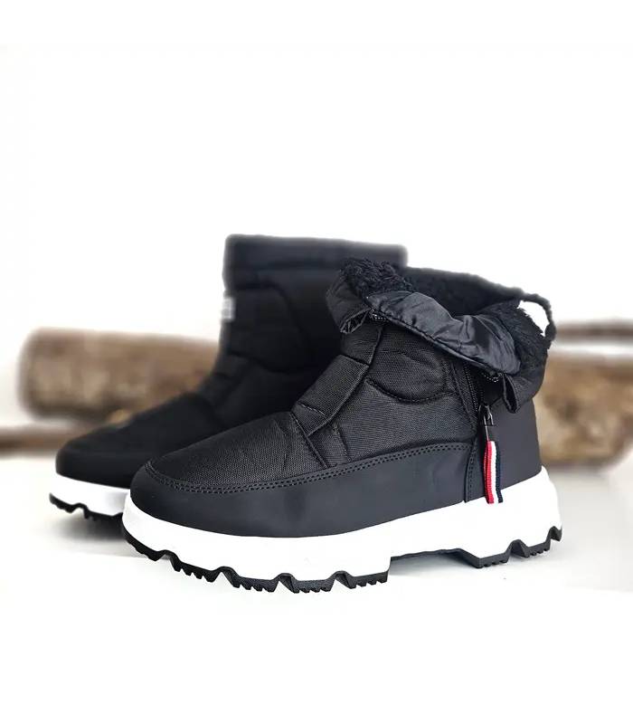 Detalle de cremallera y tejido Oxford de botas Elementerre Nanaimo