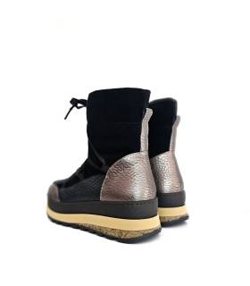 Vista trasera de botines Comfort Class Kitty con talón metalizado