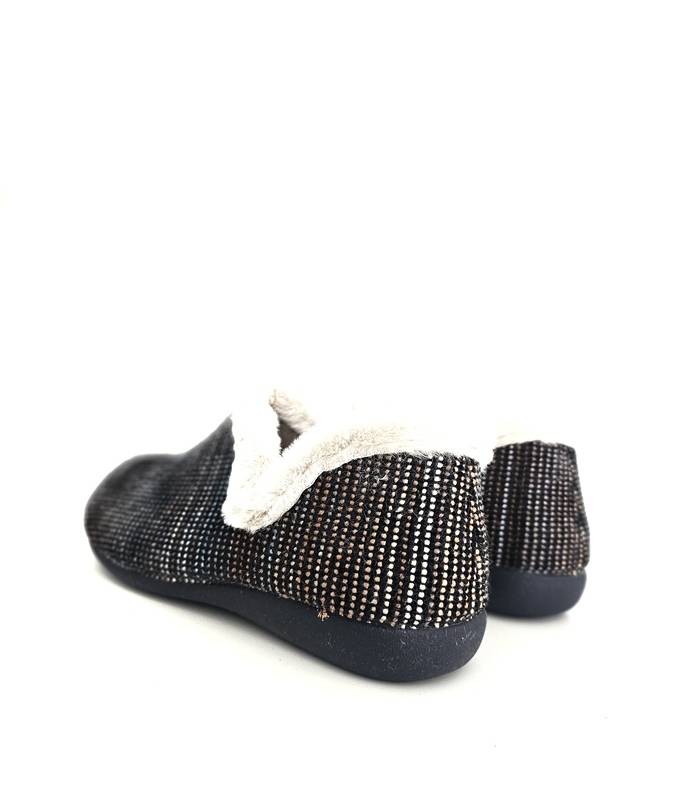 Vista trasera de zapatillas de casa abotinadas Gema García jaspeadas