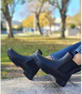 Botines mujer pelo interior Kelara impermeables negros puestos