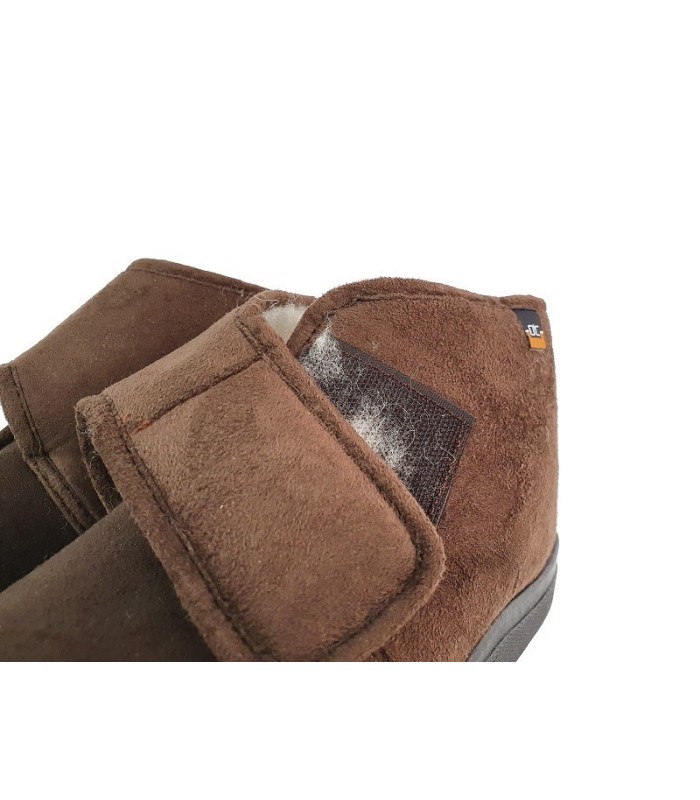 Foto del cierre:
Cierre velcro zapatilla lana marron ancho especial