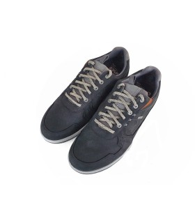 zapato para hombre de piel de la linea travel de Chiruca modelo Metropolitan con membrana de Goretex de color negro