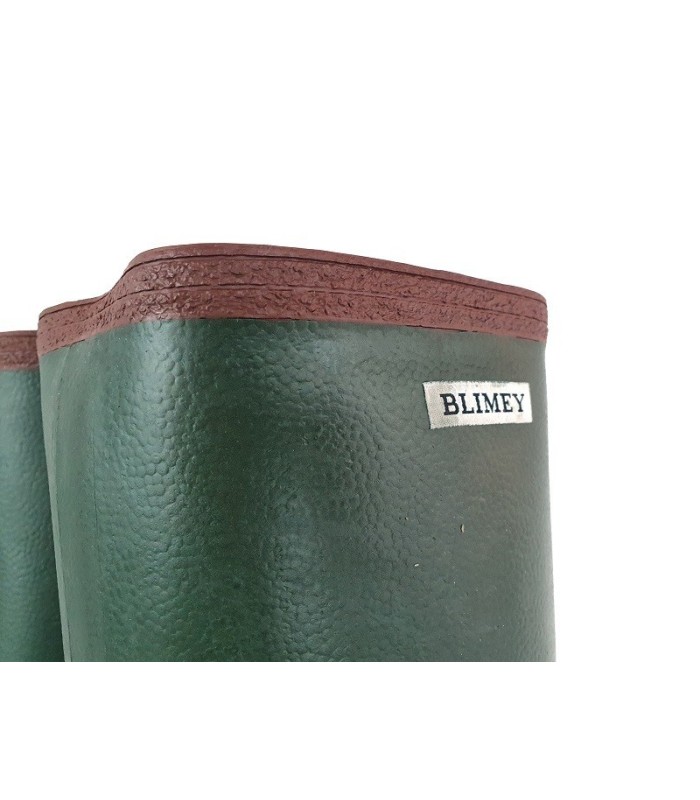 Bota de agua para hombre de color verde de caucho y forro de neopreno fabricada por Blimey en España