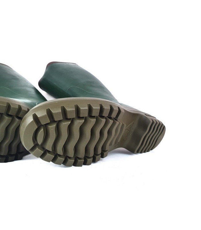 Bota de agua para hombre de color verde de caucho y forro de neopreno fabricada por Blimey en España