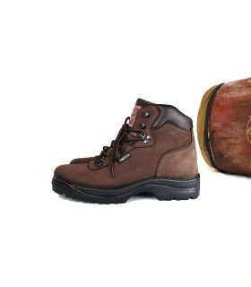 Bota de trekking o senderismo de piel marrón fabricada por Notton para hombre