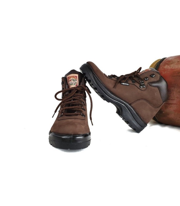 Bota de trekking o senderismo de piel marrón fabricada por Notton para hombre