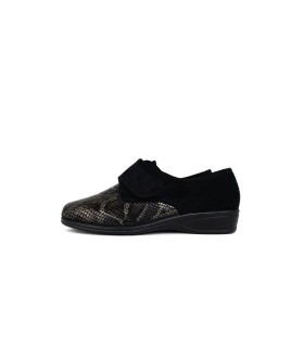 Zapatilla licra negra para pies delicados Doctor Cutillas - vista lateral completa