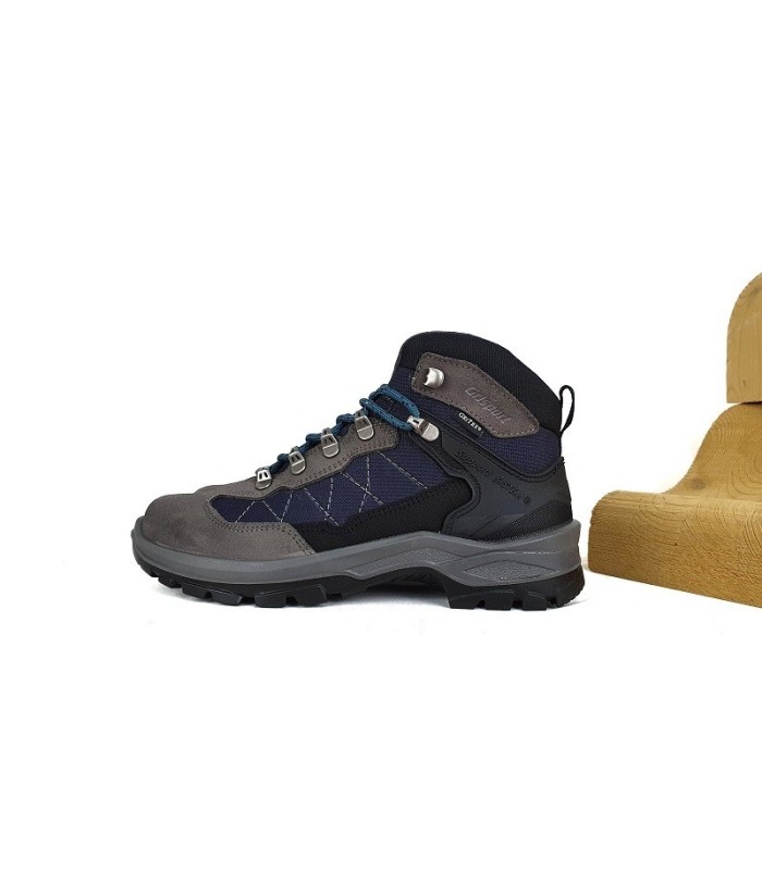 botas de senderismo para hombre de color azul con membrana para la lluvia Gritex ligera fabricada por Grisport en Italia