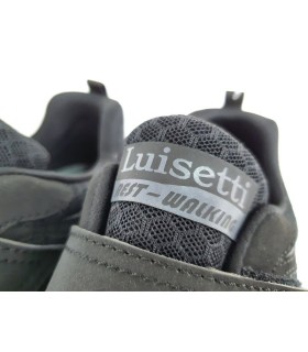 deportivo negro para hombre modelo runner con cierre de velcro fabricado por Luisetti
